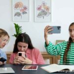 Russia blocks Snapchat and limits FaceTime